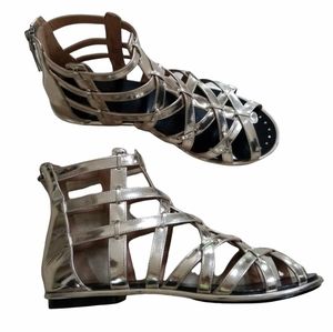 Vince Camuto gladiator sandals US 8